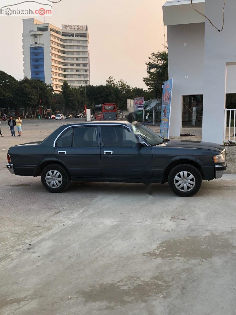 Toyota Crown 1994 - Cần bán Toyota Crown năm 1994, màu xám, nhập khẩu 