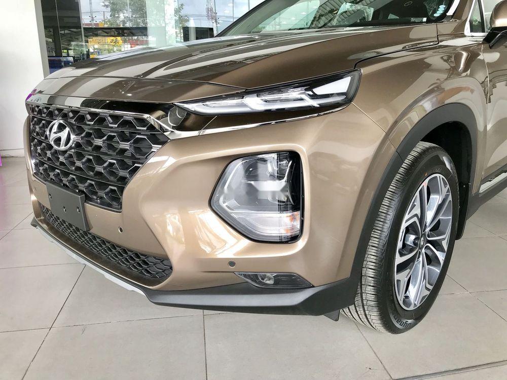 Hyundai Santa Fe 2019 - Cần bán Hyundai Santa Fe sản xuất 2019, màu nâu