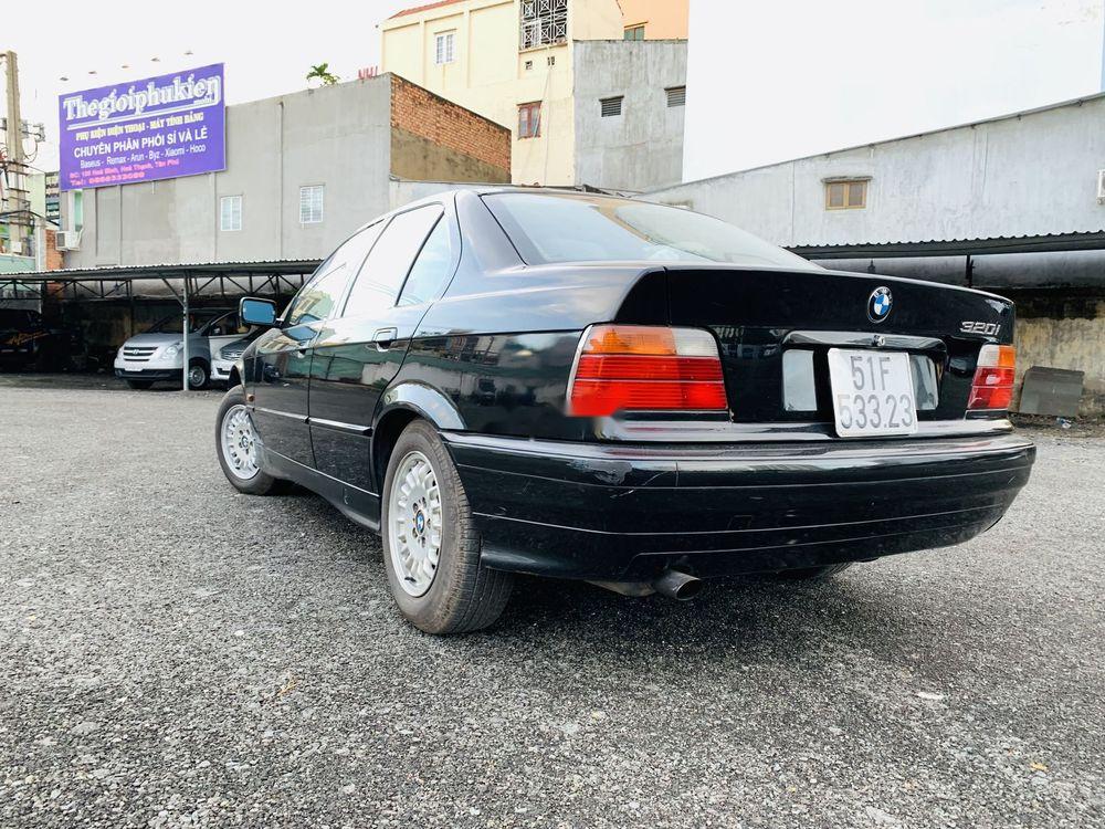 BMW 3 Series 320i 1995 - Bán BMW 320i sản xuất 1995, màu đen, nhập khẩu