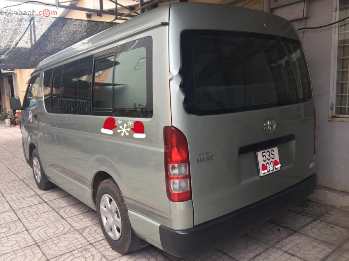 Toyota Hiace 2010 - Bán ô tô Toyota Hiace 2010, màu bạc, giá tốt