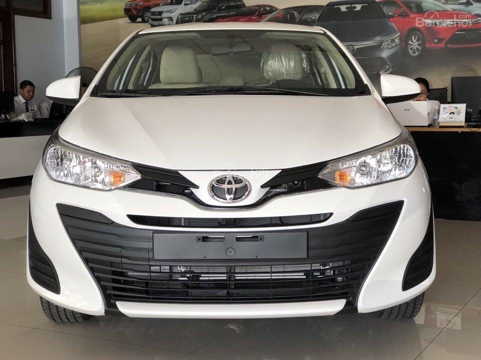 Toyota Vios 2019 - Bán Vios 1.5E MT (số sàn) rộng rãi, tiết kiệm nhiên liệu, trả trước 15% giá trị xe, bảo hành 3 năm, LH Nhung 0907148849