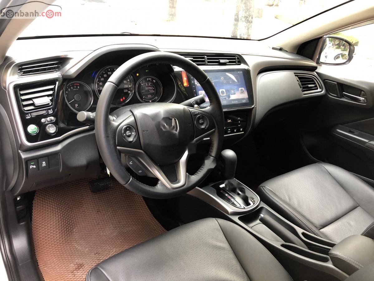 Honda City 2018 - Bán xe Honda City 1.5AT năm 2018, màu trắng, giá 595tr