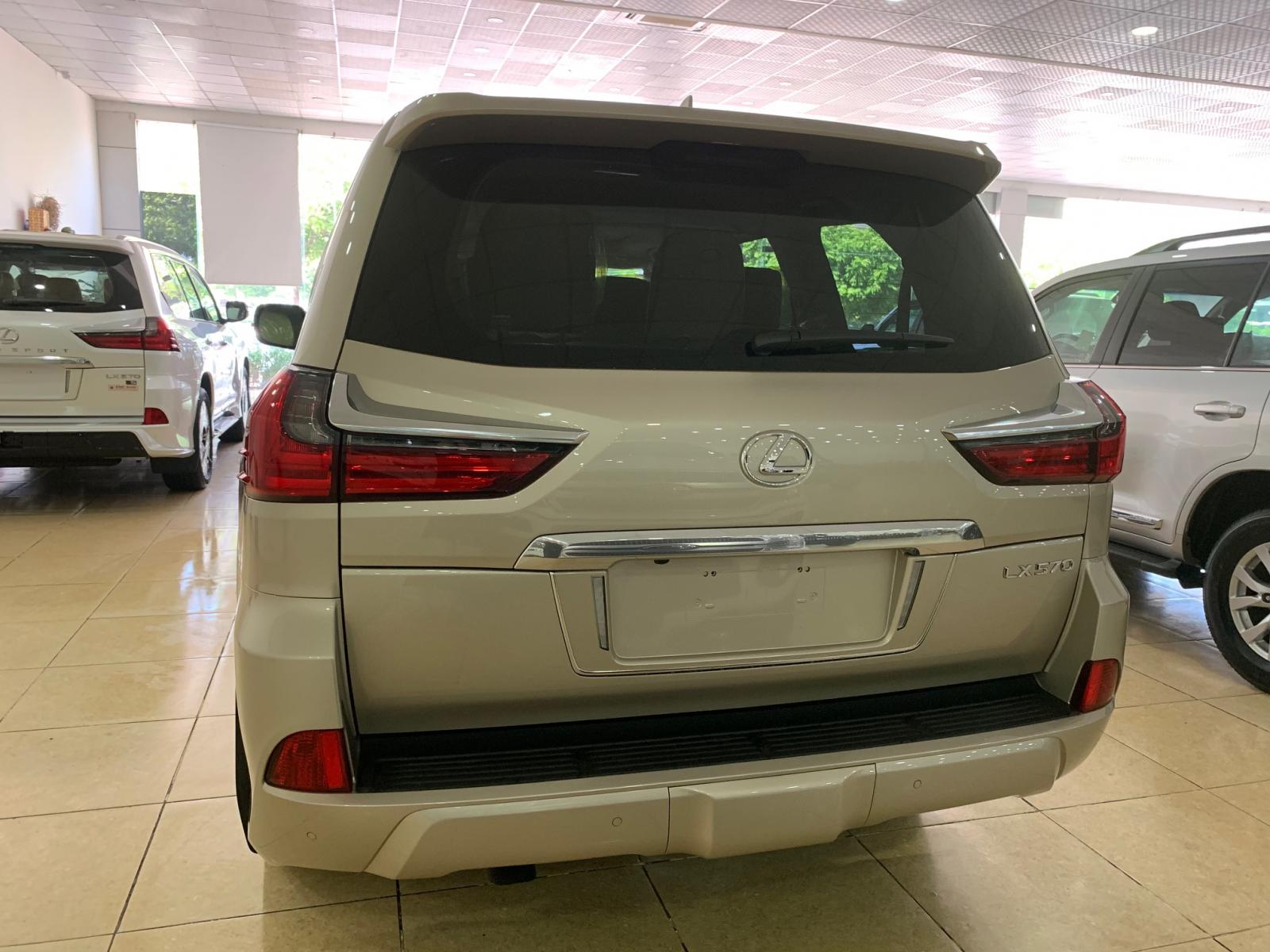 Lexus LX 2019 - Bán Lexus LX570 nhập Mỹ, bản full đồ, xe giao ngay đủ màu