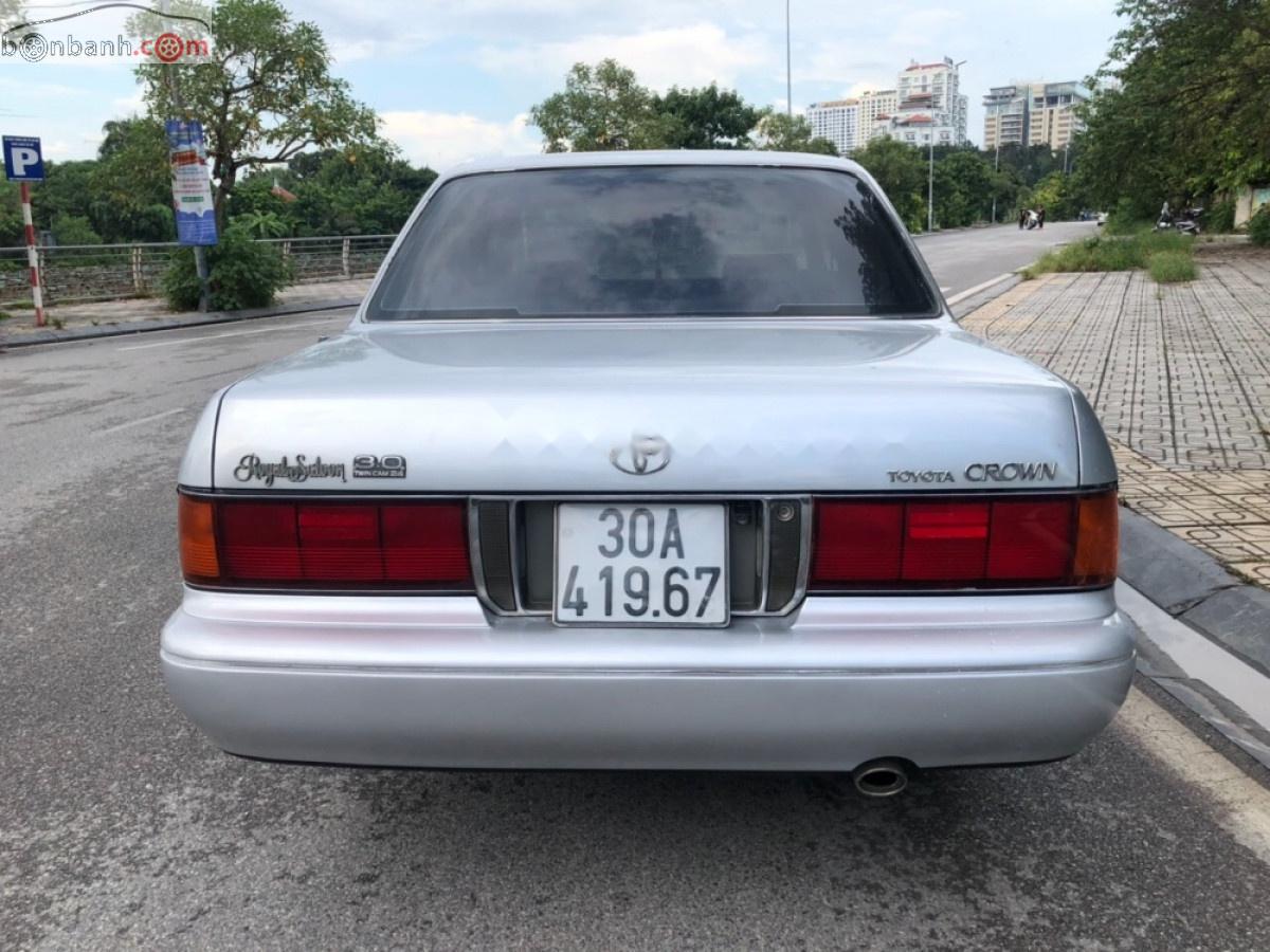 Toyota Crown 1995 - Bán Toyota Crown RoyalSaloon 3.0 đời 1995, màu bạc, xe nhập