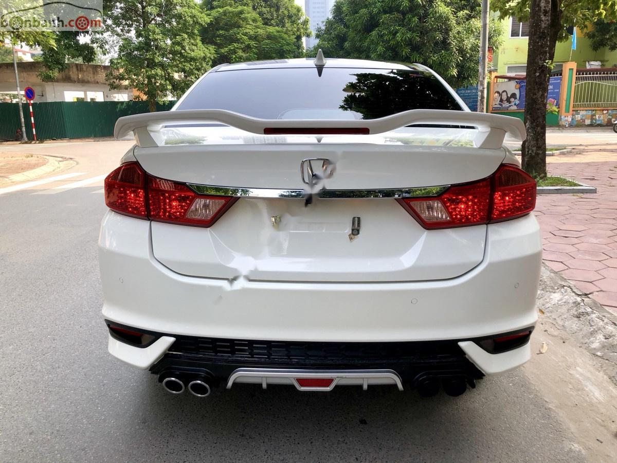 Honda City 2018 - Bán xe Honda City 1.5AT năm 2018, màu trắng, giá 595tr