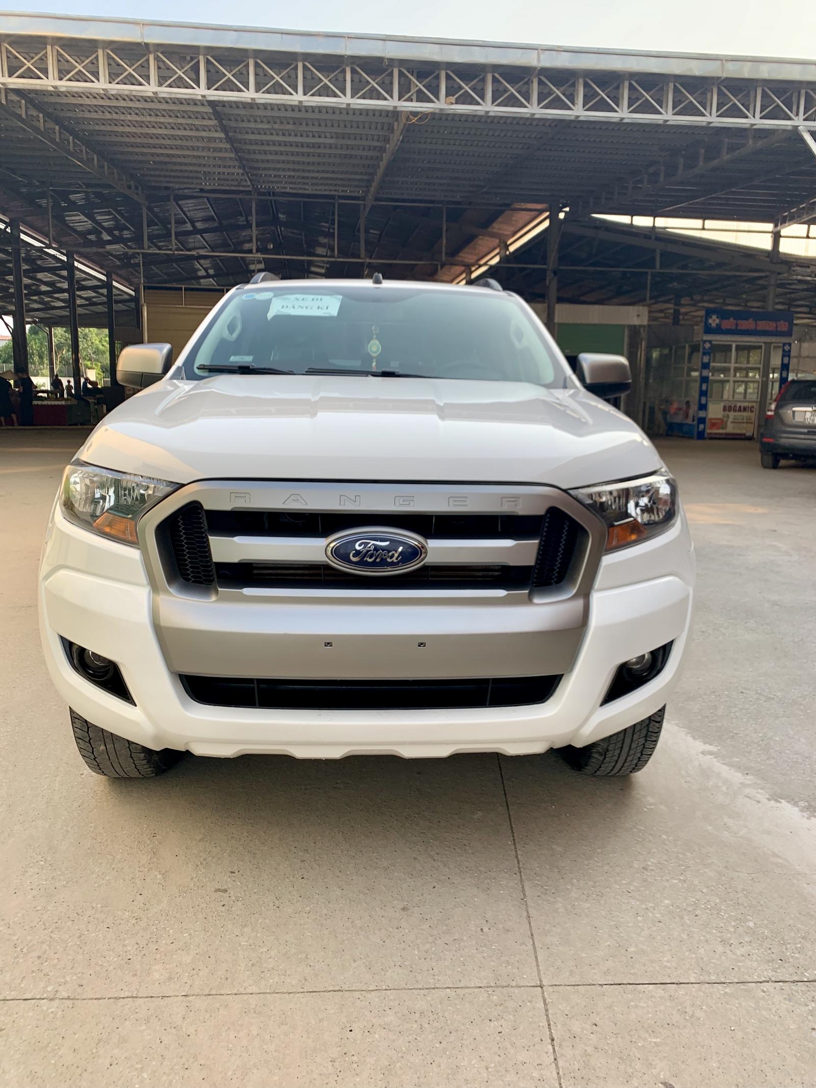 Ford Ranger 2017 - Bán xe Ford Ranger XLS 2.2 AT năm sản xuất 2017, màu trắng, xe nhập, LH 086.886.1238 - 0888.11.1238