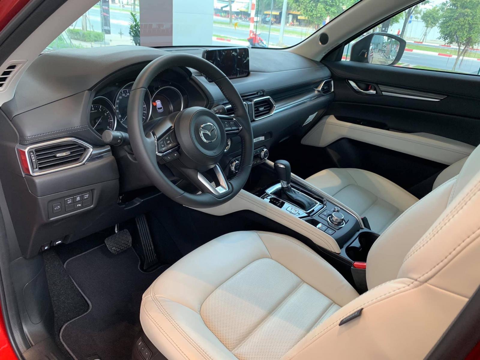 Mazda CX 5 2019 - Mazda CX5 2019 KM 100tr, trả trước 285tr nhận xe ngay‎