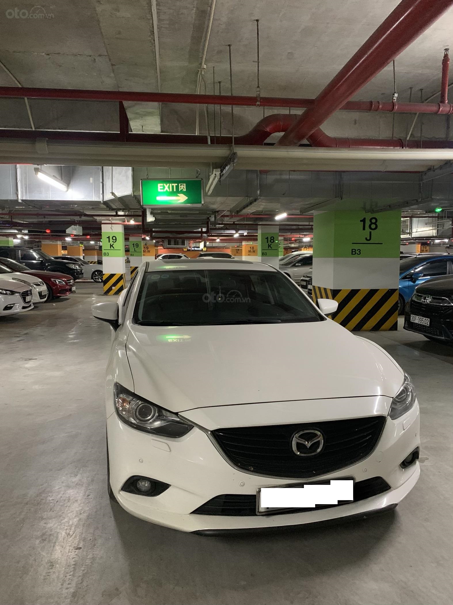 Mazda 6 2015 - Cần bán Mazda 6 đời 2015, màu trắng