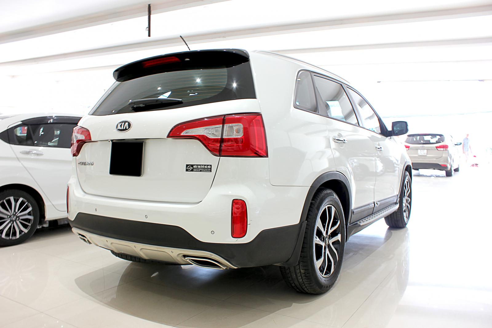 Kia Sorento 2019 - Bán Kia Sorento 2019 tự động, xăng, odo 17.000km, BSTP