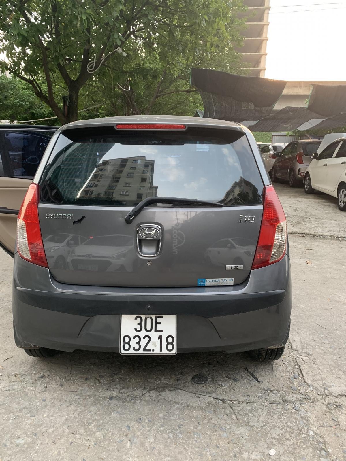 Hyundai Grand i10 2010 - Bán ô tô Hyundai Grand i10 năm 2010, màu nâu, nhập khẩu nguyên chiếc