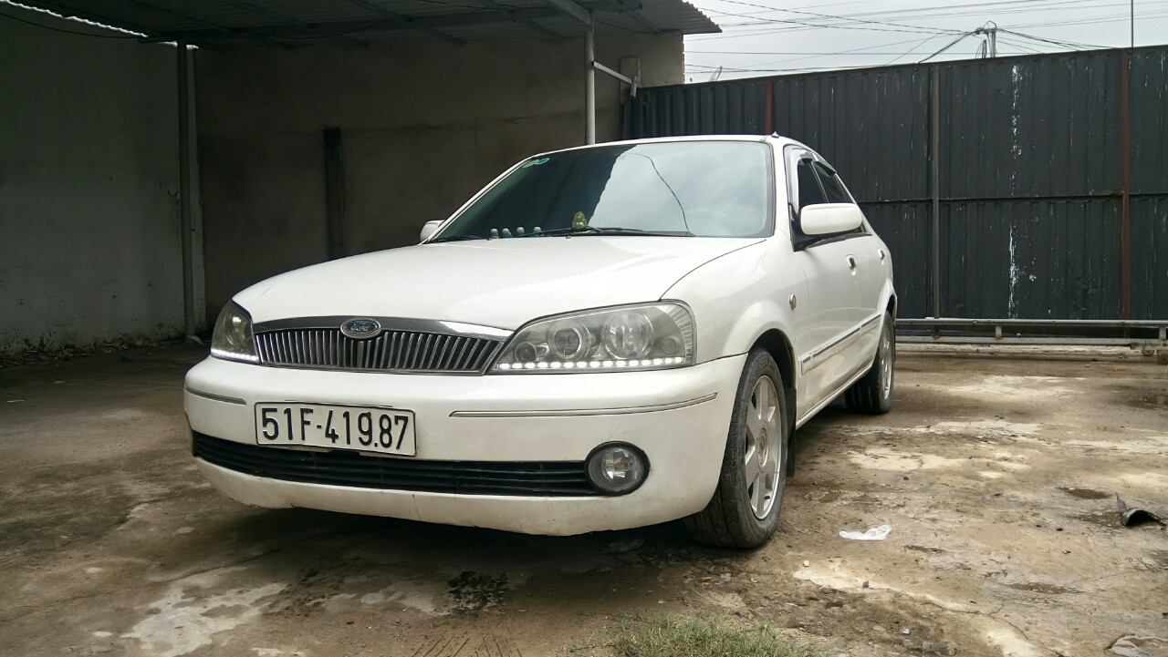 Ford Laser 2003 - Bán xe Ford Laser 1.6 MT sản xuất 2003, màu trắng, 199 triệu