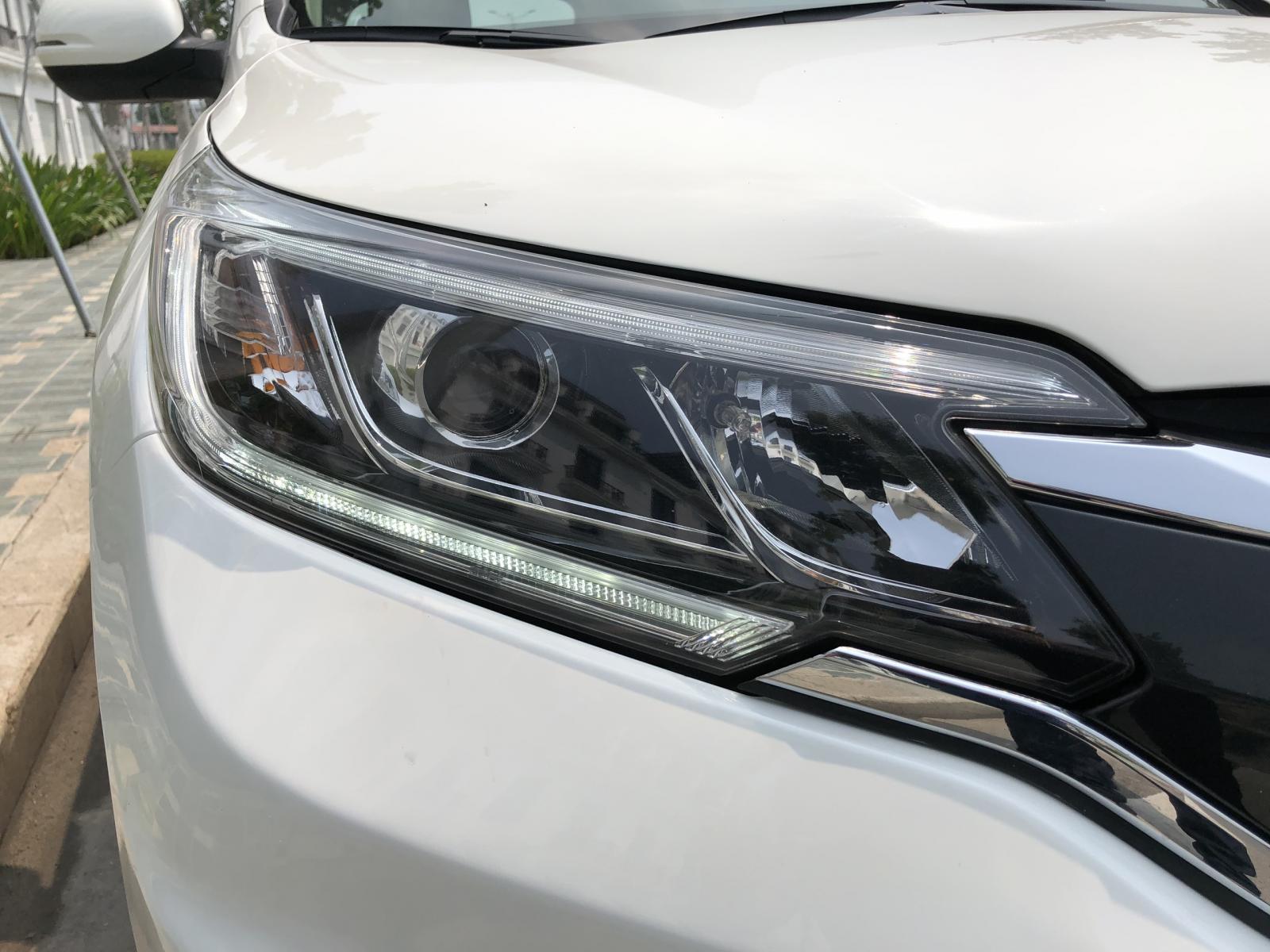 Honda CR V 2016 - Bán xe Honda CR V 2.4 2016, màu trắng