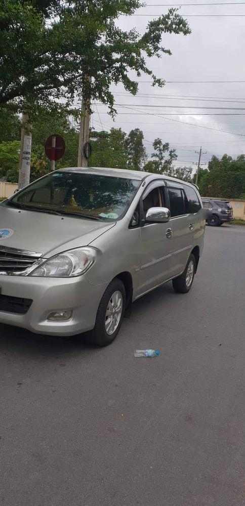 Toyota Innova  G 2008 - Bán ô tô Toyota Innova G đời 2008, màu bạc