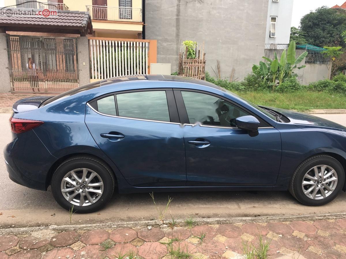 Mazda 3 2018 - Bán Mazda 3 đời 2018, màu xanh lam, xe đẹp như mới  