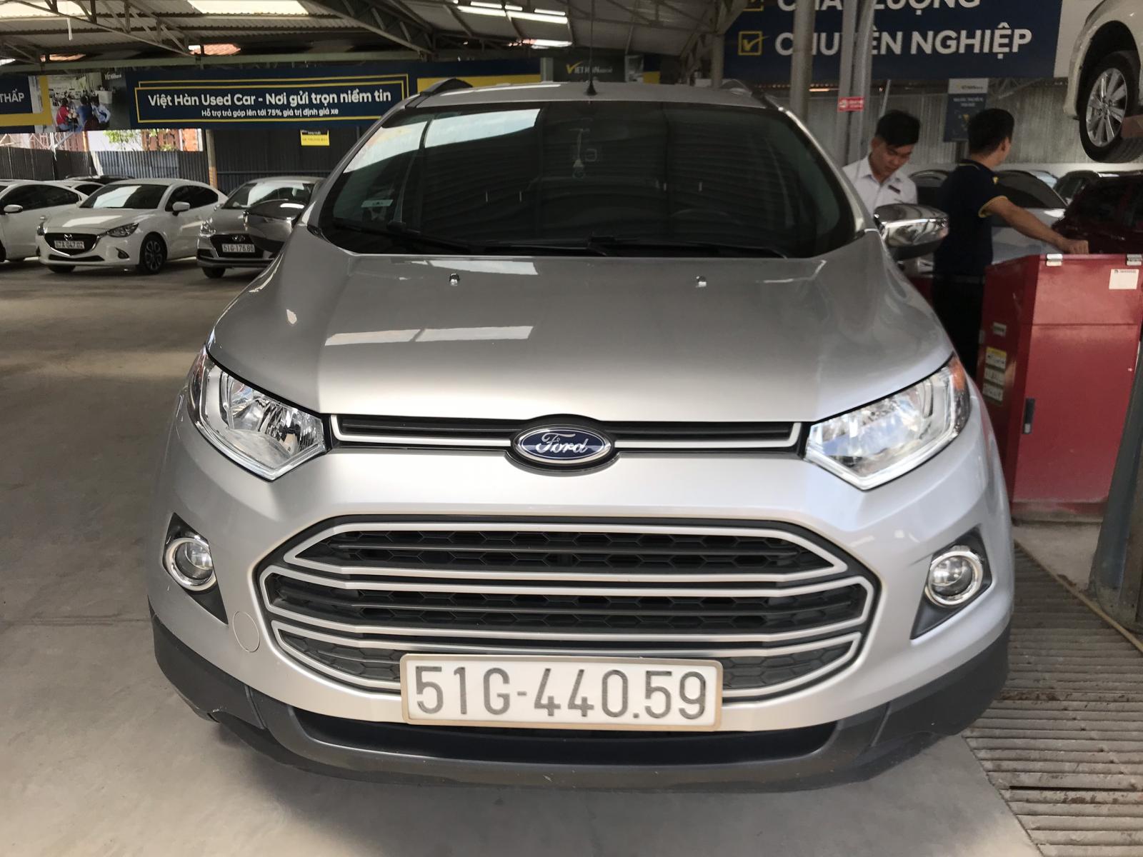 Ford EcoSport 2017 - Bán Ford Ecosport 1.5MT màu bạc, số sàn, sản xuất 2017, biển SG 1 chủ xe đẹp