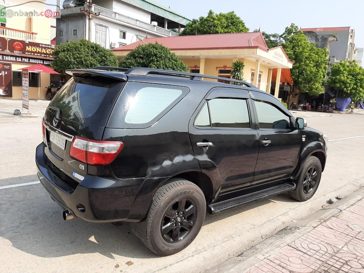 Toyota Fortuner 2010 - Bán Toyota Fortuner 2.5G sản xuất năm 2010, màu đen, xe gia đình