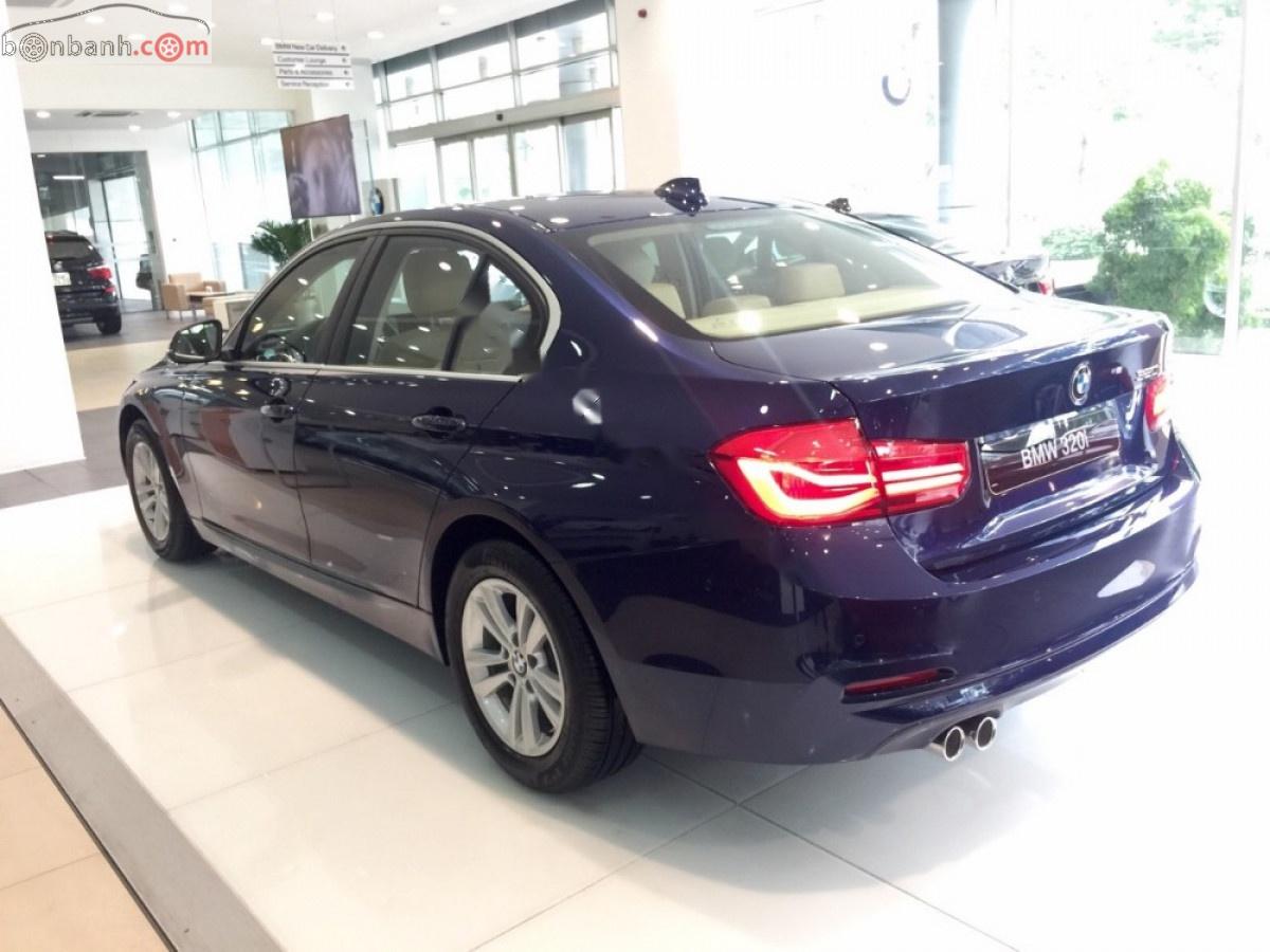 BMW 3 Series 2019 - Bán BMW 320i năm 2019, màu xanh lam, xe nhập