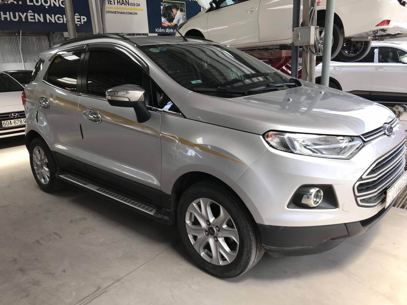 Ford EcoSport 2017 - Bán Ford Ecosport 1.5MT màu bạc, số sàn, sản xuất 2017, biển SG 1 chủ xe đẹp