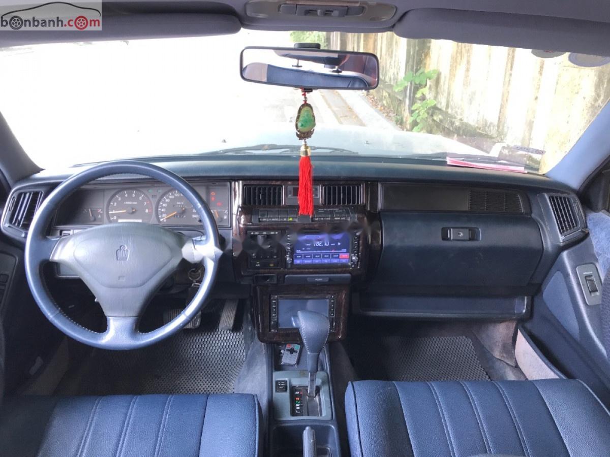 Toyota Crown 1995 - Bán Toyota Crown RoyalSaloon 3.0 đời 1995, màu bạc, xe nhập