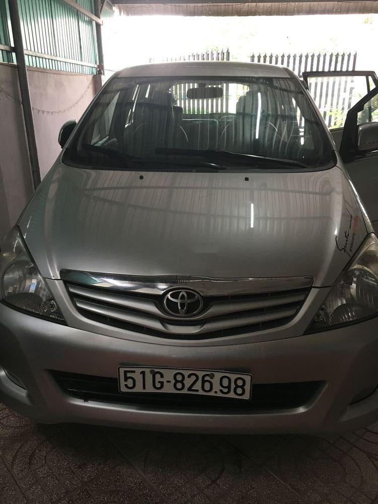 Toyota Innova 2011 - Bán Toyota Innova MT năm 2011 giá tốt