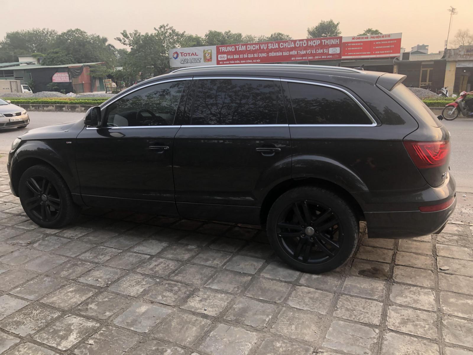 Audi Q7 4.2 2006 - Bán Audi Q7 4.2 bản full đẹp không điểm chê