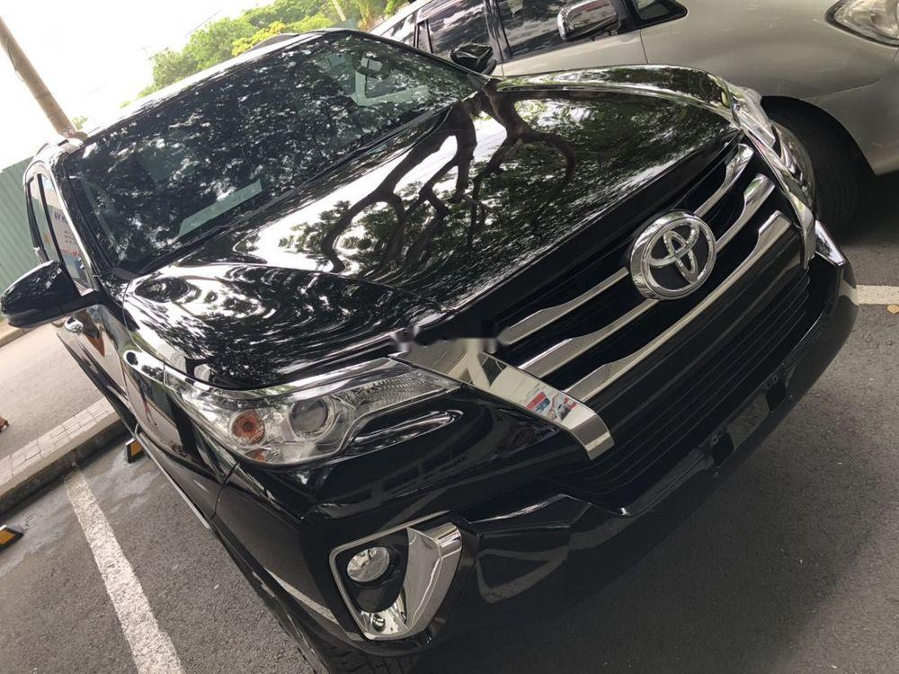 Toyota Fortuner   2019 - Bán Toyota Fortuner năm 2019, màu đen