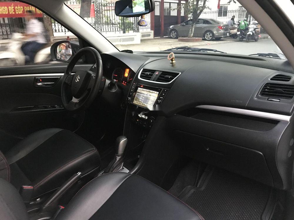 Suzuki Swift 2015 - Bán Suzuki Swift sản xuất 2015, màu trắng chính chủ, 435 triệu