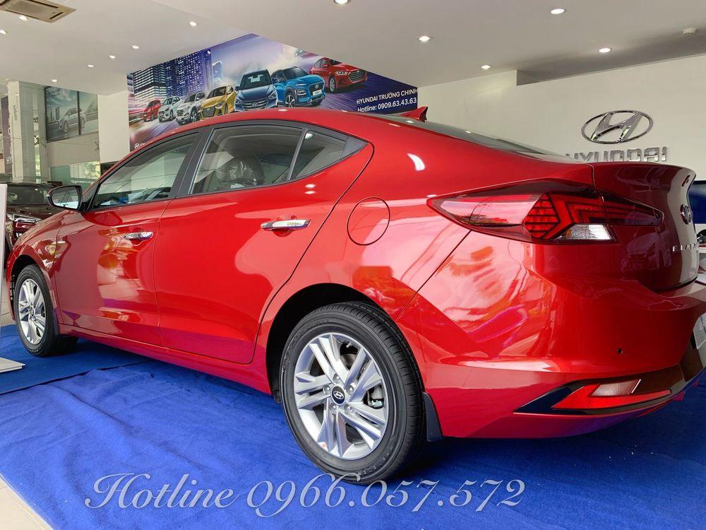 Hyundai Elantra 2019 - Bán xe Hyundai Elantra 2019, màu đỏ