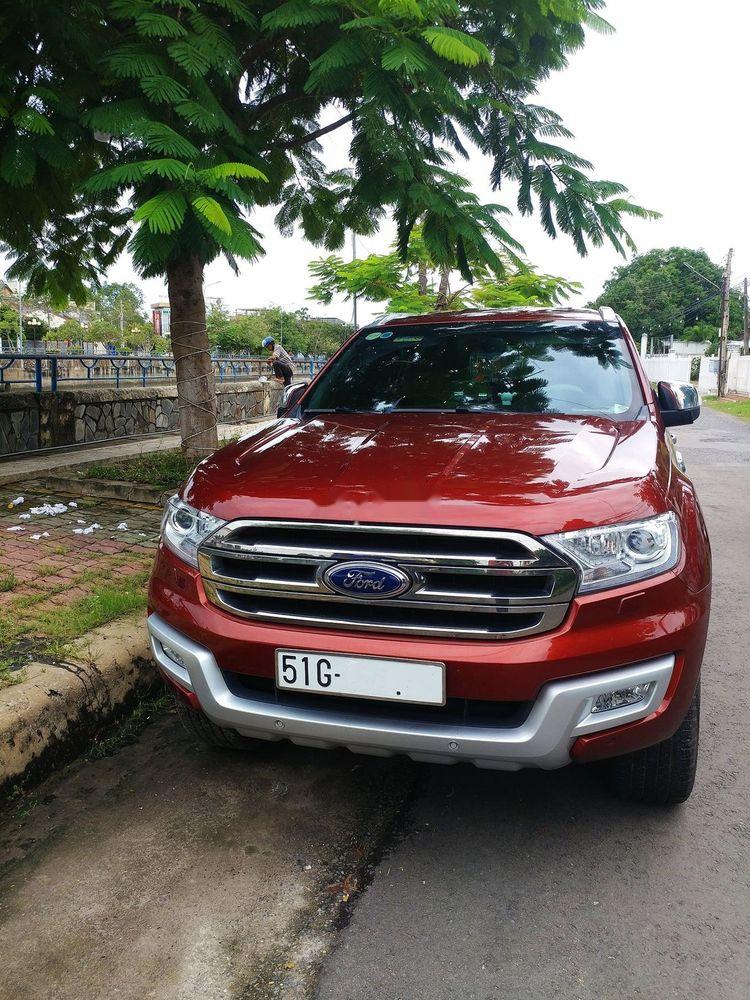 Ford Everest 2017 - Cần bán lại xe Ford Everest đời 2017, màu đỏ, nhập khẩu nguyên chiếc