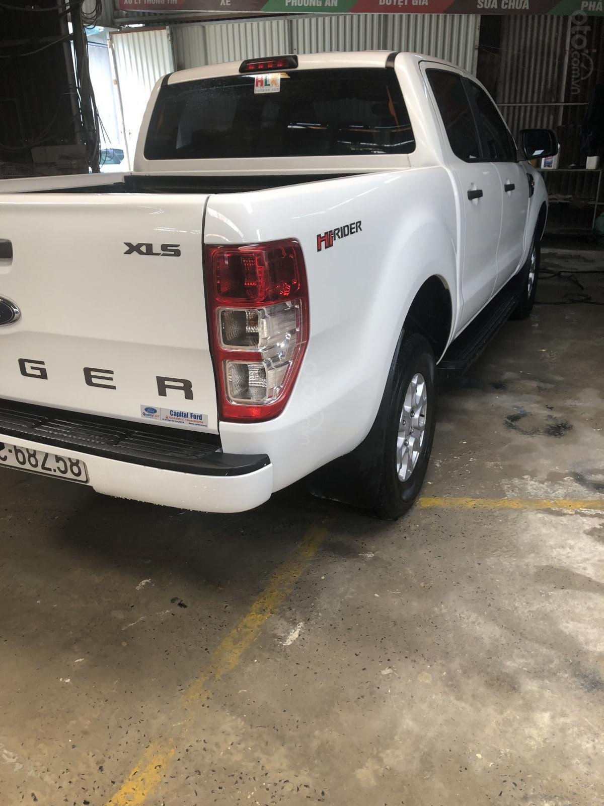 Ford Ranger  XLS 2.2L 4X2 MT 2017 - Chính chủ bán xe Ford Ranger XLS 2.2L 4X2 MT đời 2017