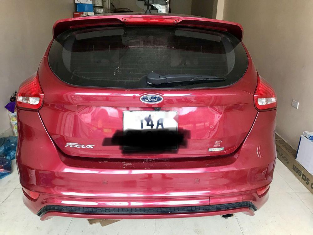 Ford Focus 2016 - Bán Ford Focus đời 2016, màu đỏ như mới