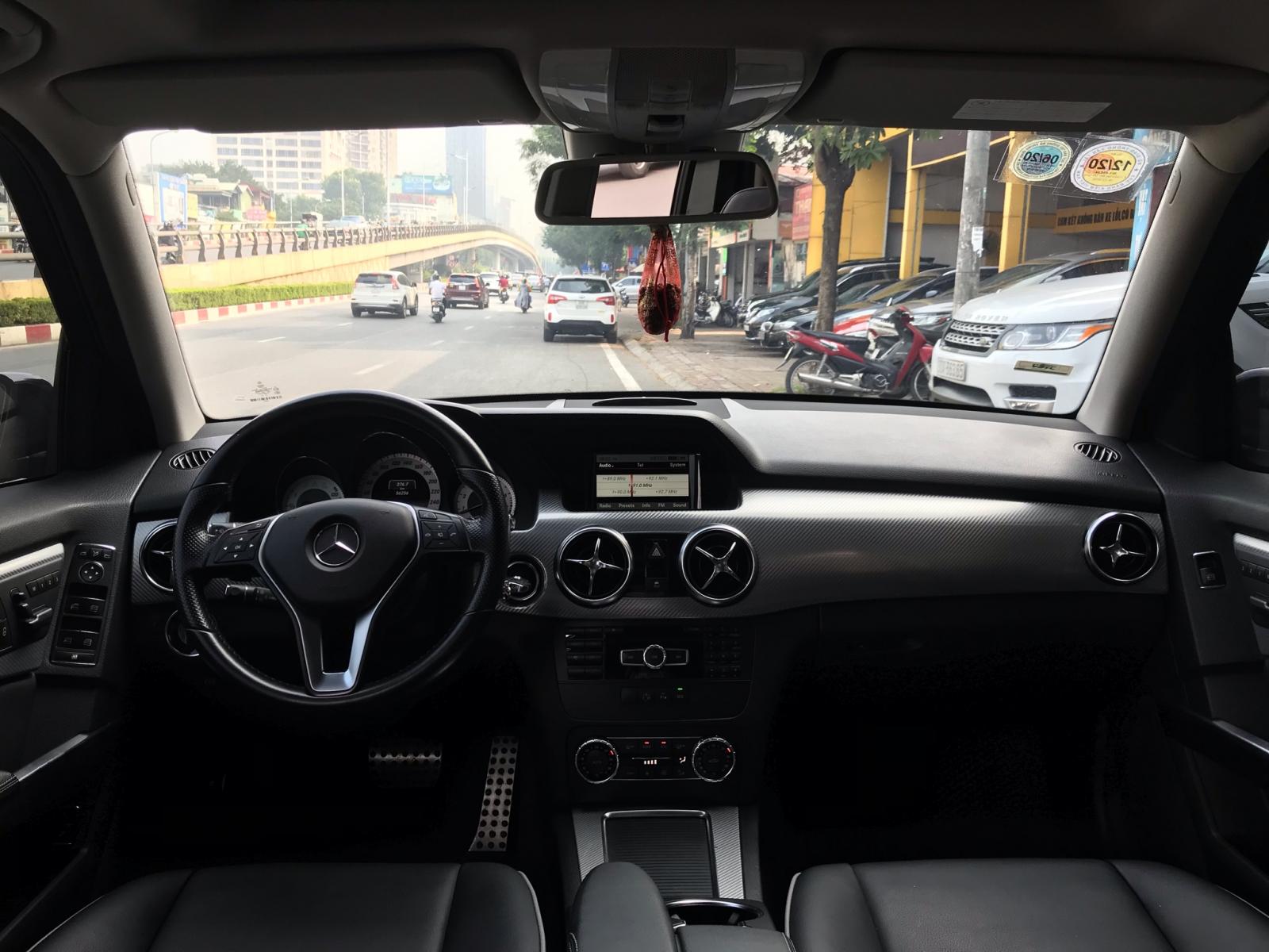 Mercedes-Benz GLK Class GLK250 AMG 4Matic 2013 - Bán xe GLK250 AMG sản xuất 2013, màu đen