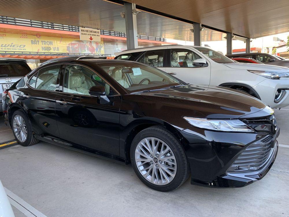 Toyota Camry 2019 - Bán Toyota Camry đời 2019, màu đen, nhập khẩu 