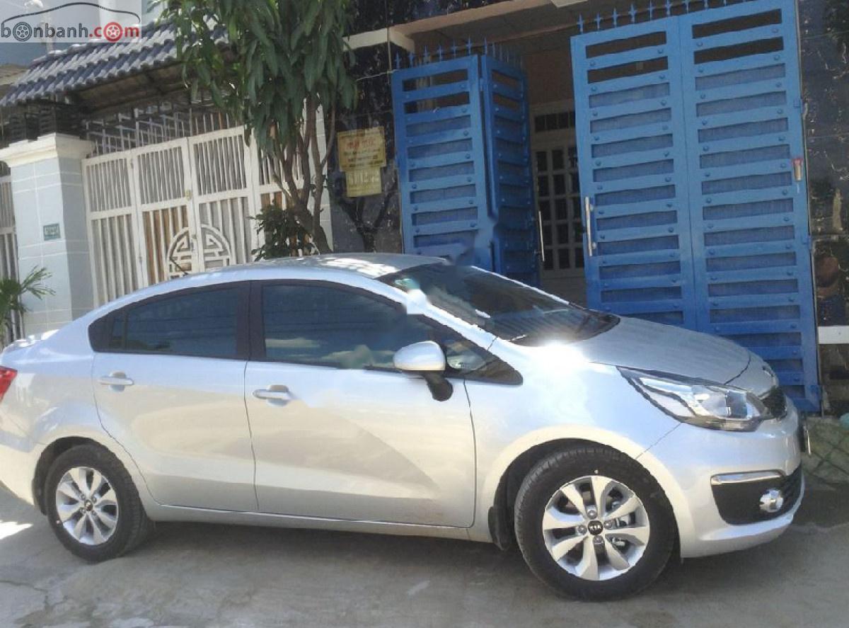 Kia Rio 1.4 MT 2016 - Cần bán xe Kia Rio 1.4 MT năm 2016, màu bạc, nhập khẩu  