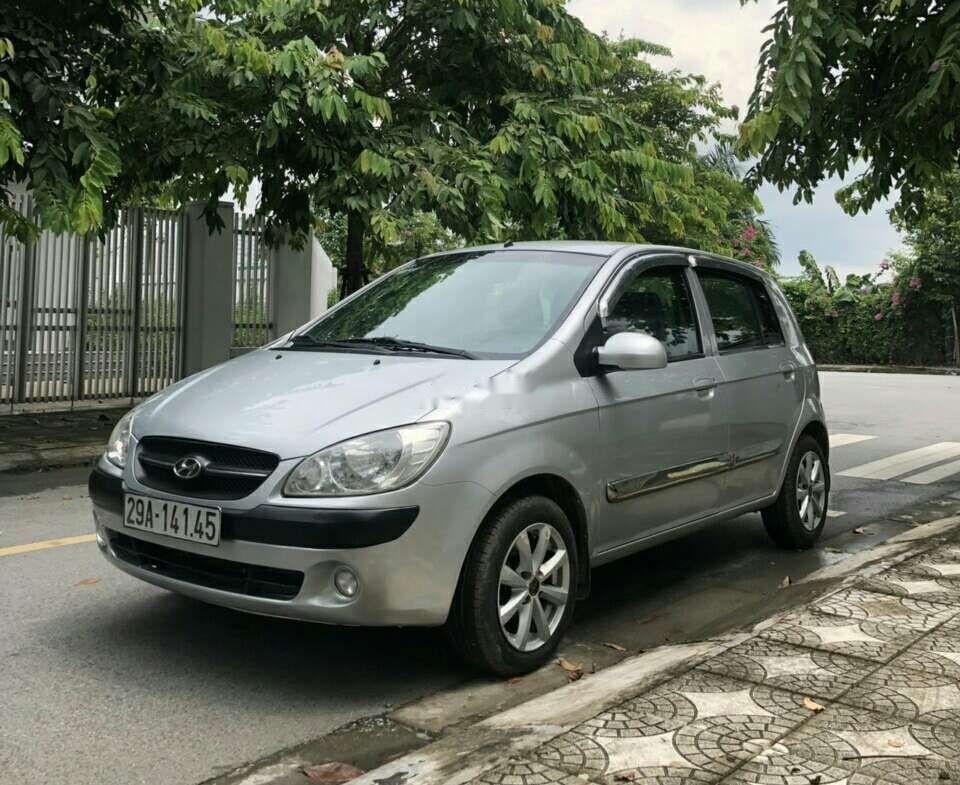 Hyundai Getz 2010 - Cần bán xe Hyundai Getz sản xuất năm 2010, màu bạc, nhập khẩu nguyên chiếc