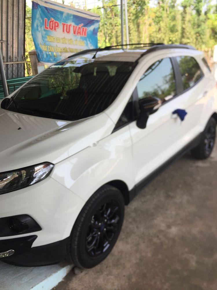 Ford EcoSport 2017 - Cần bán lại xe Ford EcoSport sản xuất năm 2017, màu trắng còn mới, giá chỉ 550 triệu