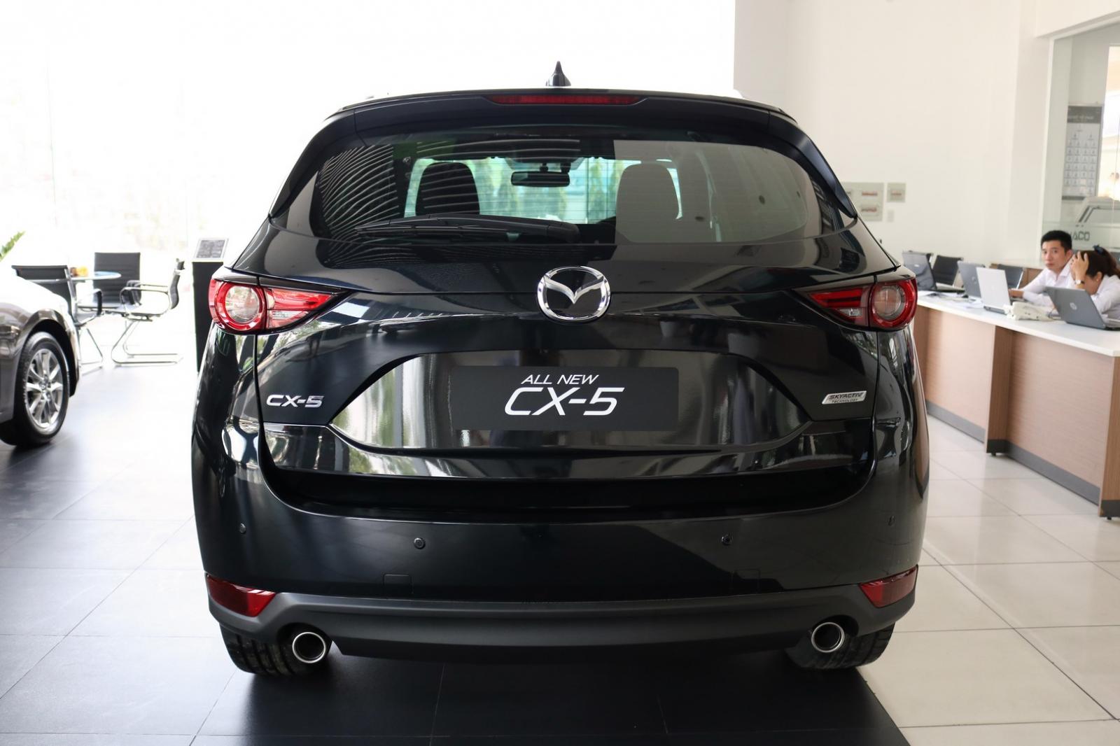 Mazda CX 5 2.5L 2018 - Bán CX5 2018 màu đen duy nhất, tặng camera hành trình