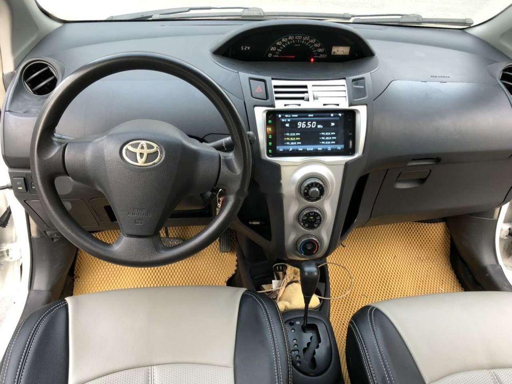 Toyota Yaris 2007 - Cần bán lại xe Toyota Yaris năm 2007, màu trắng chính chủ, giá 286tr