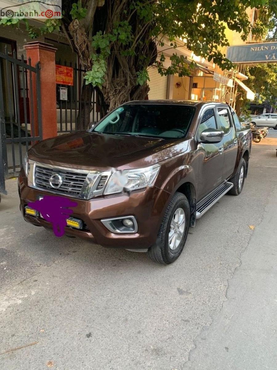 Nissan Navara EL 2.5 AT 2WD 2017 - Bán ô tô Nissan Navara EL 2.5 AT 2WD 2017, màu nâu, nhập khẩu nguyên chiếc 