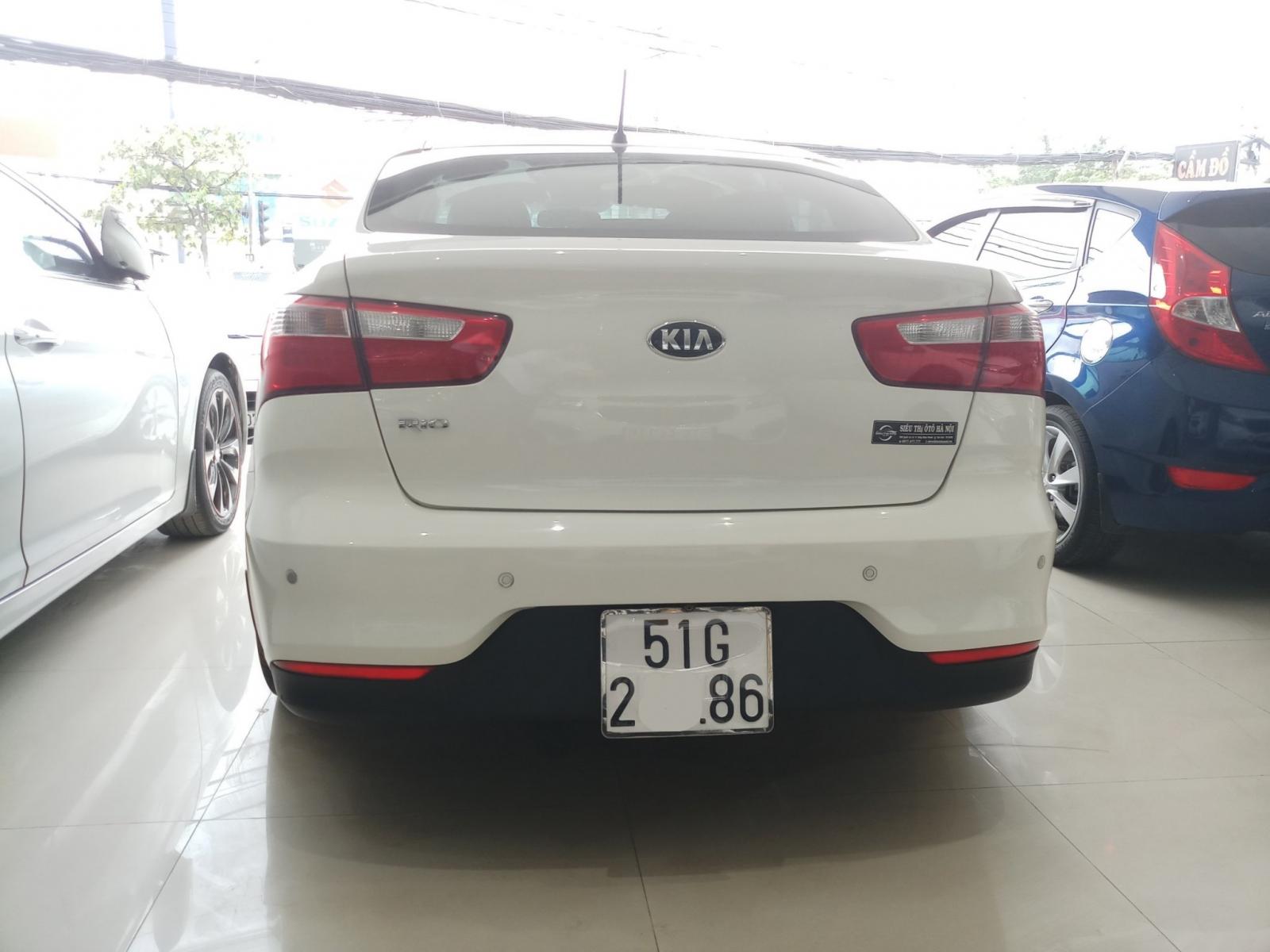 Kia Rio 1.4 AT 2016 - Bán Kia Rio 1.4 AT SX 2016, màu trắng, nhập Hàn, biển SG 9 nút, giá thương lượng