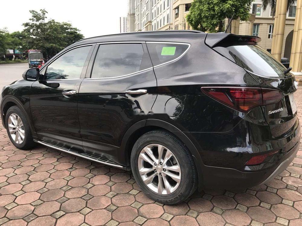 Hyundai Santa Fe     2018 - Cần bán xe Hyundai Santa Fe năm sản xuất 2018, màu đen