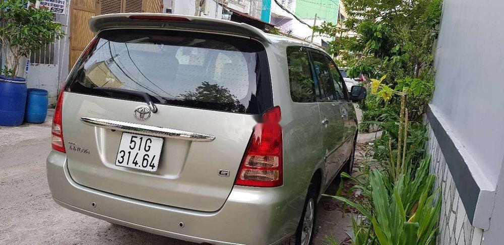 Toyota Innova   2006 - Bán ô tô Toyota Innova sản xuất năm 2006, màu vàng