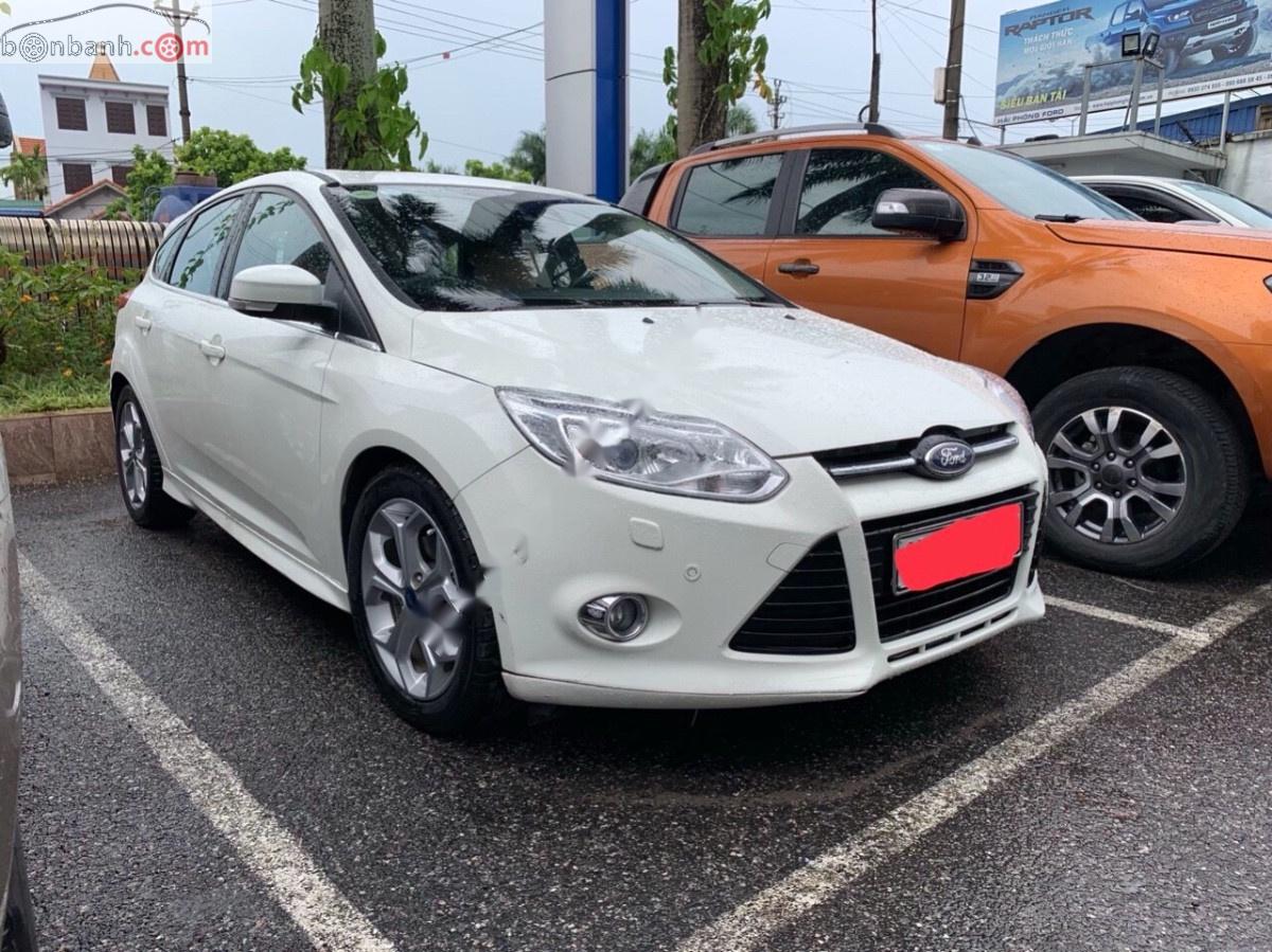 Ford Focus   2014 - Bán Ford Focus sản xuất 2014, màu trắng, giá chỉ 480 triệu