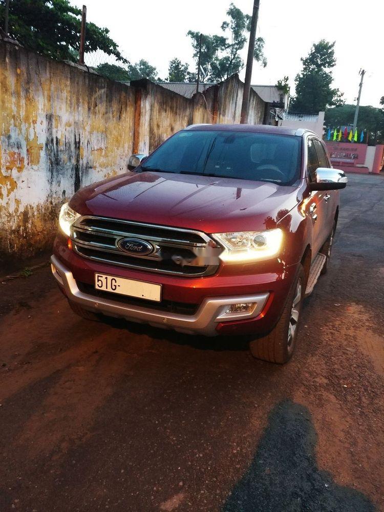 Ford Everest 2017 - Cần bán lại xe Ford Everest đời 2017, màu đỏ, nhập khẩu nguyên chiếc