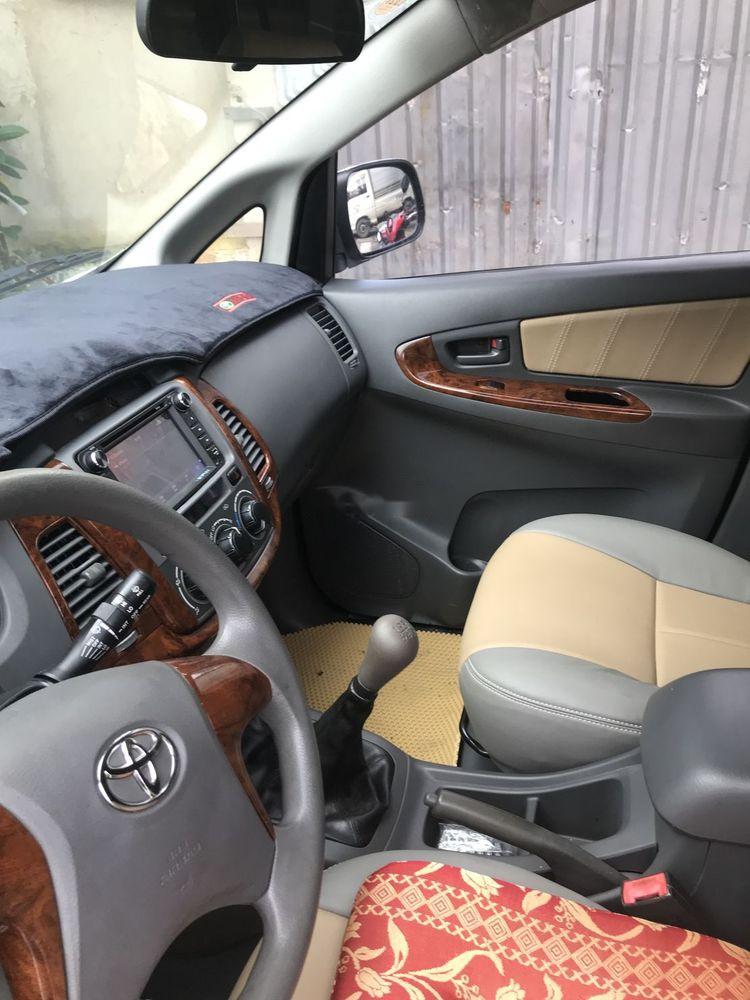 Toyota Innova   2012 - Bán xe cũ Toyota Innova đời 2012, màu bạc