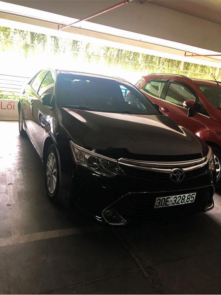 Toyota Camry 2016 - Bán Toyota Camry đời 2016, màu đen