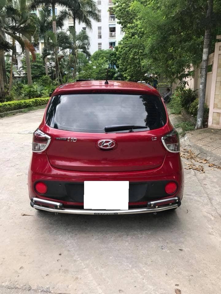 Hyundai Grand i10 2018 - Gia đình cần bán I10, sản xuất 2018, số sàn, mâm đúc, màu đỏ  