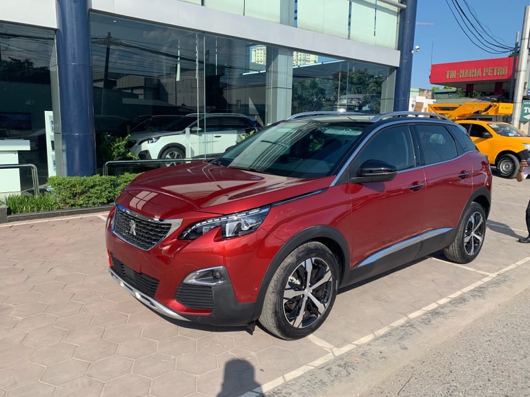 Peugeot 3008 2019 - Giá Peugeot 3008 all new đời 2019, màu đỏ mới