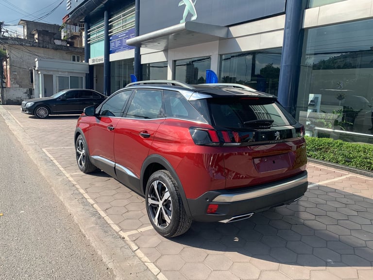 Peugeot 3008 2019 - Giá Peugeot 3008 all new đời 2019, màu đỏ mới