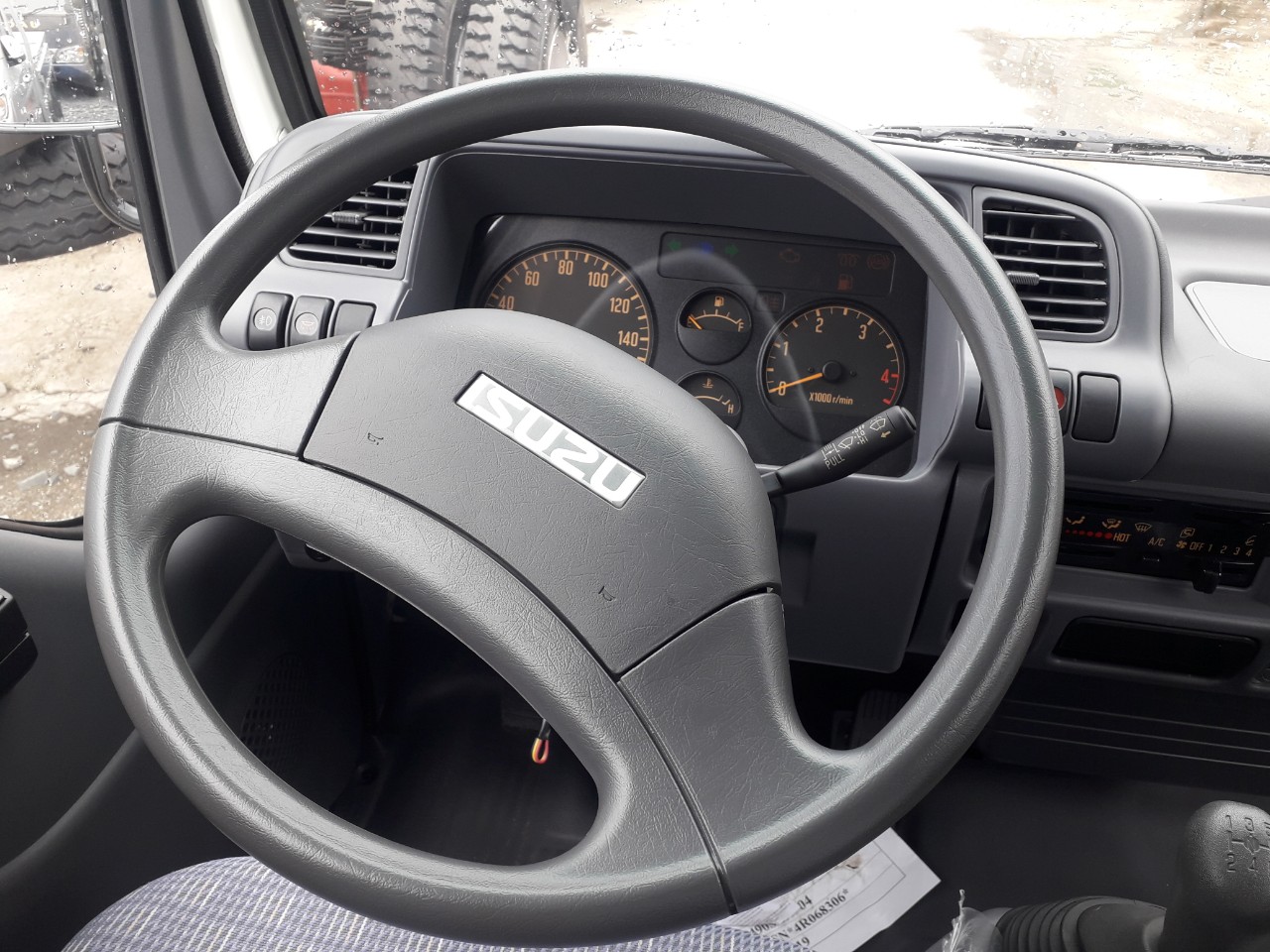 Isuzu 2019 - Bán xe tải Isuzu 1t9 thùng dài đời 2019